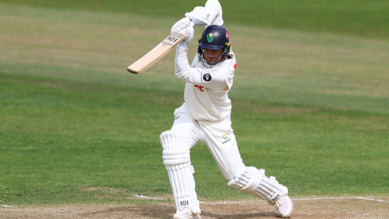 Ethan Bamber Shines but Glamorgan Maintain Control at Edgbaston