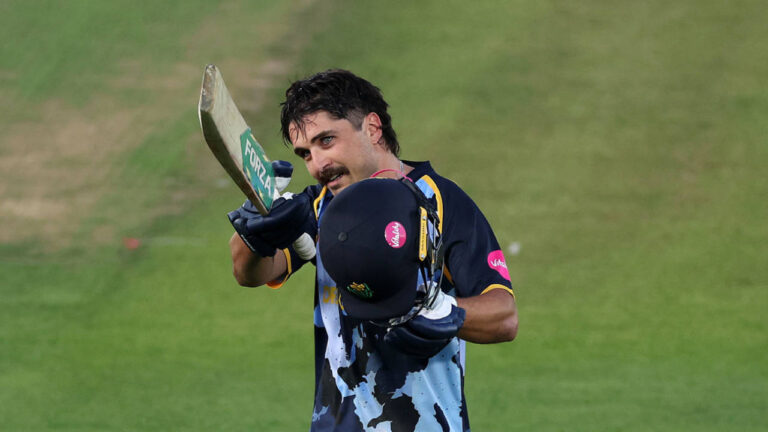 Kiran Carlson ton hands Glamorgan victory – Kiran Carlson Century Powers Glamorgan to Vitality Blast Win Over Somerset