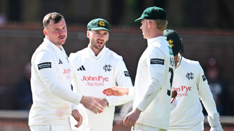 Patterson-White six-for has Essex on the rack